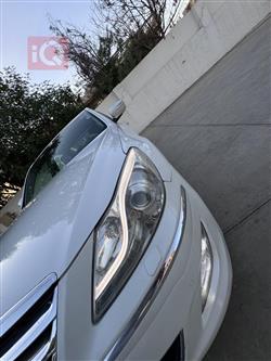 هیوندای جێنسس